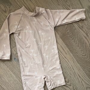 Long-Sleeve Kids Rashguard Swimsuit in Light Taupe with Palm Print